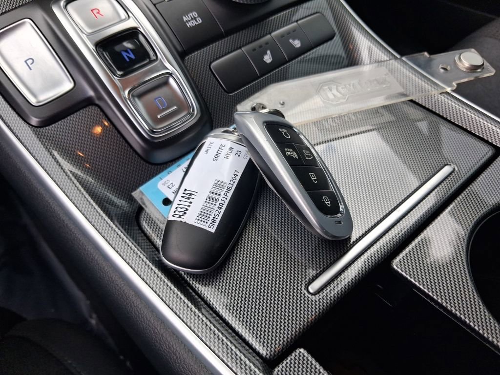 Used 2023 Hyundai Santa Fe SEL image 23