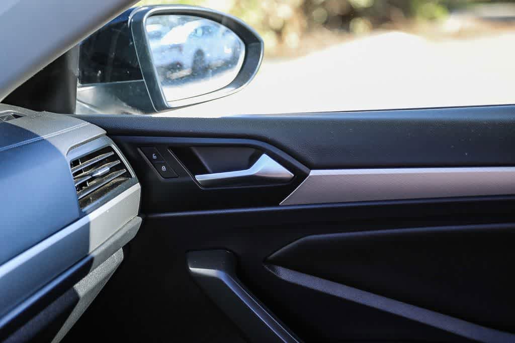 Used 2021 Volkswagen Jetta S FWD image 20