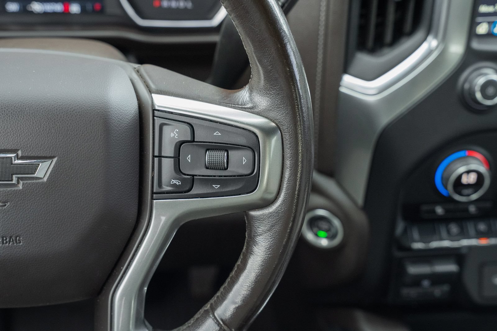 Used 2020 Chevrolet Silverado 1500 LT Trail Boss AWD/4WD image 30