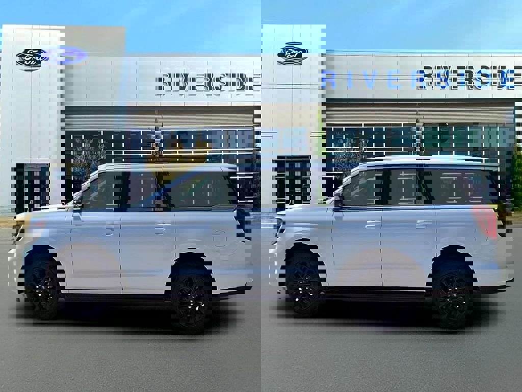 New 2026 Ford Expedition Max Active AWD/4WD image 4