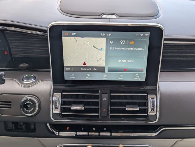 Used 2021 Lincoln Navigator Black Label w/ Cargo Convenience Package image 18