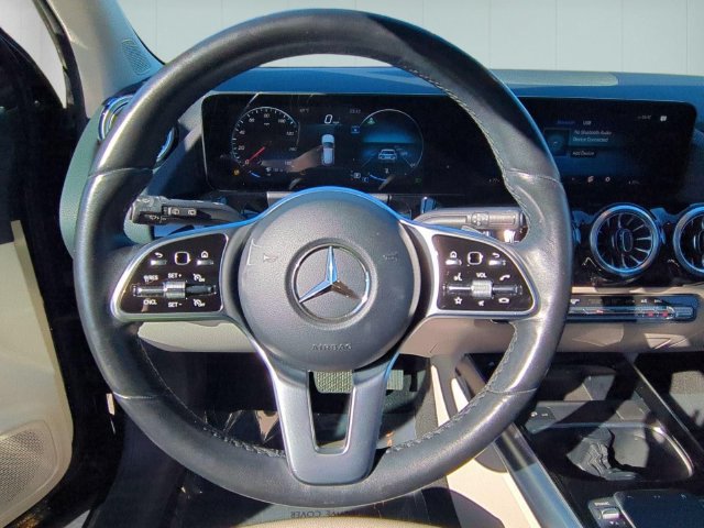 Used 2022 Mercedes-Benz GLA 250 4MATIC image 18