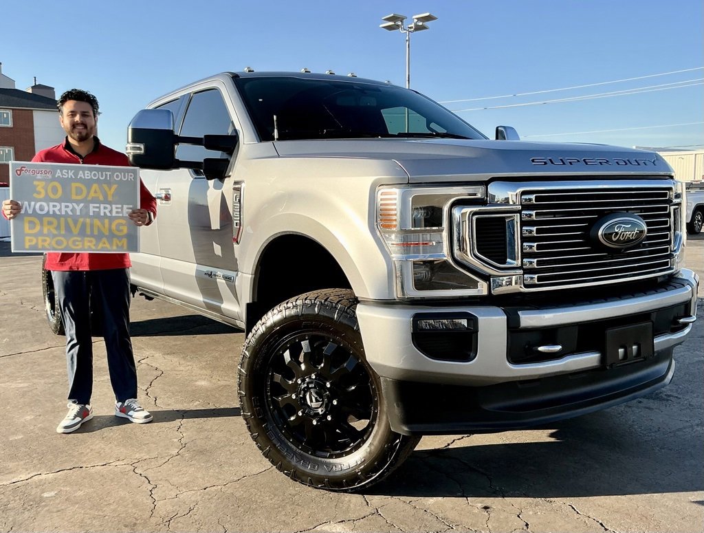 Used 2022 Ford F350 Platinum image 1