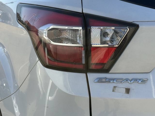 Used 2017 Ford Escape Titanium AWD/4WD image 6