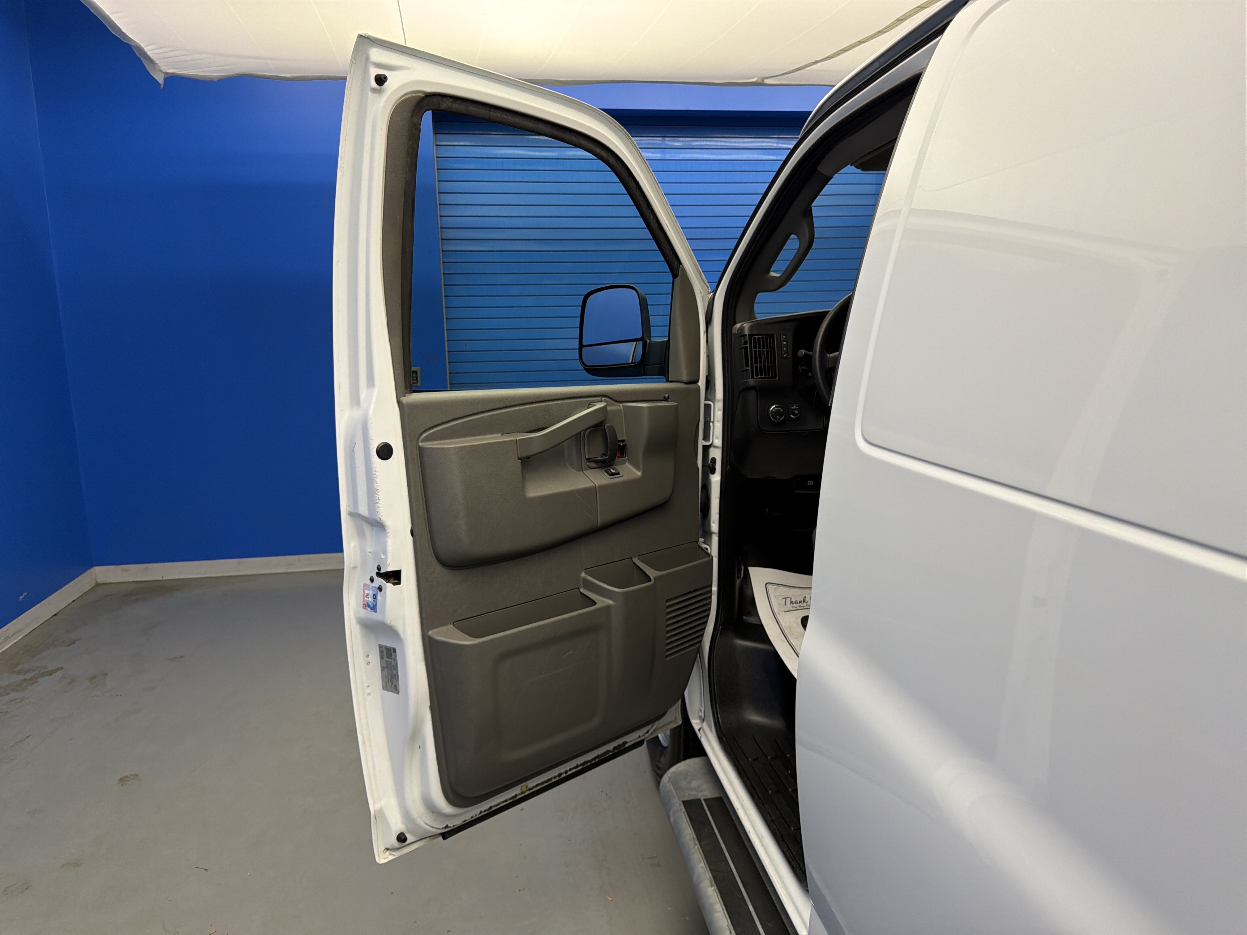 Used 2024 Chevrolet Express 2500 w/ Driver Convenience Package RWD image 10
