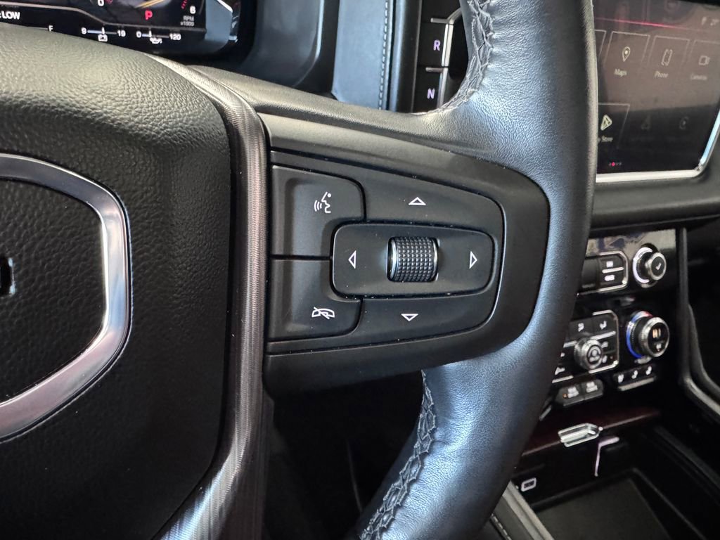 Certified 2024 GMC Yukon Denali Ultimate image 17