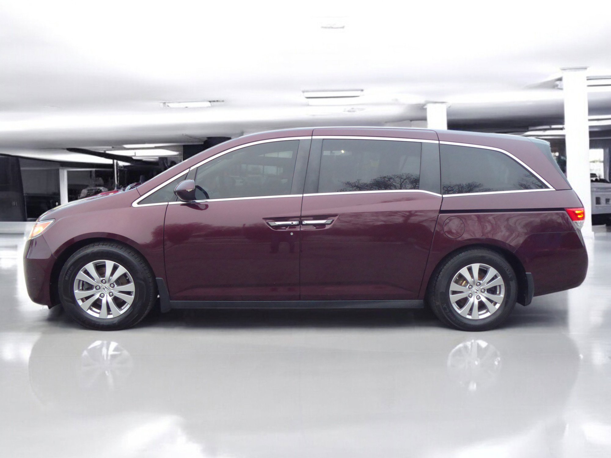 Used 2014 Honda Odyssey EX-L image 7