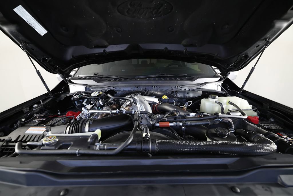 Used 2025 Ford F250 Platinum w/ Platinum Plus Package AWD/4WD image 42