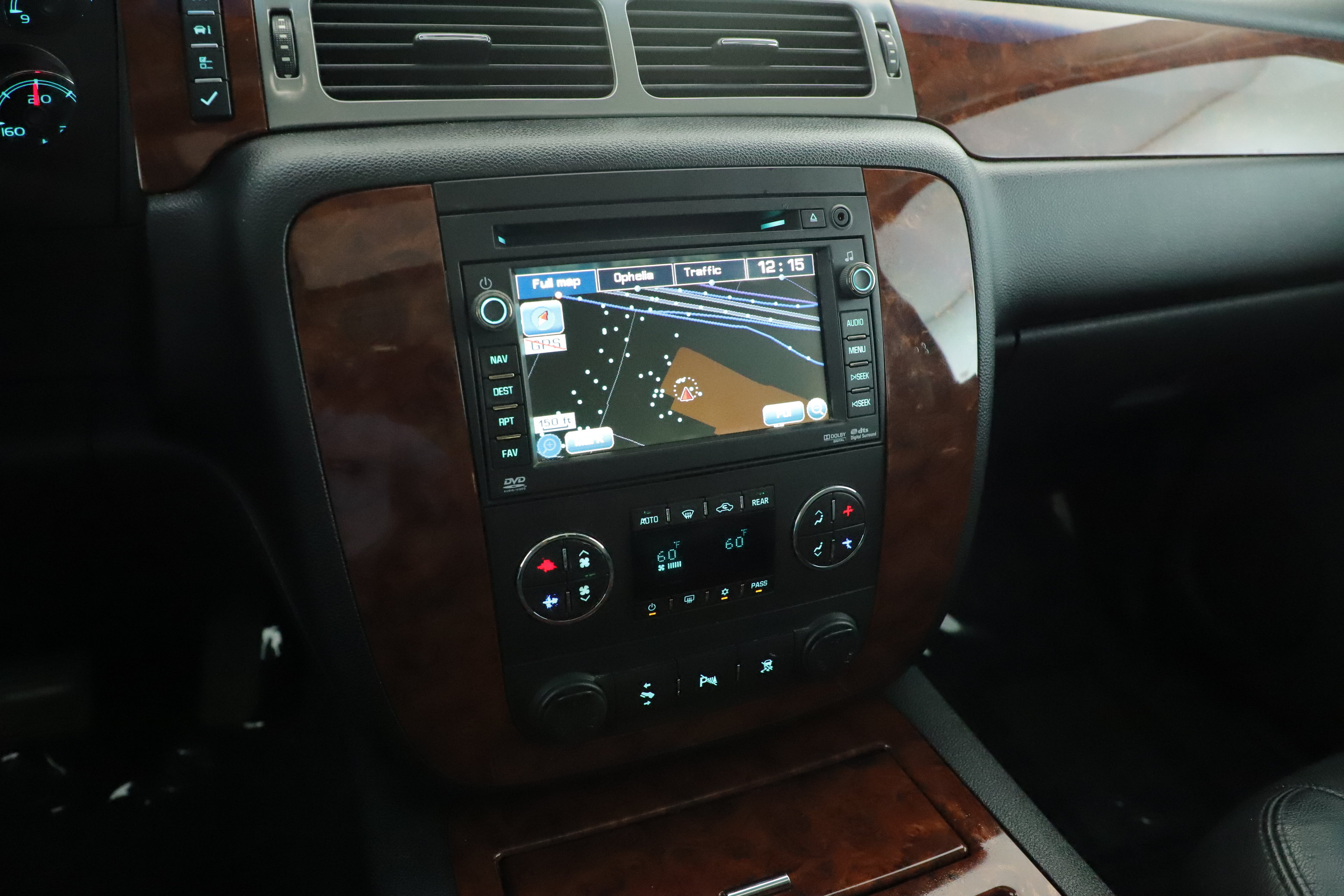 Used 2011 Chevrolet Suburban LTZ AWD/4WD image 24