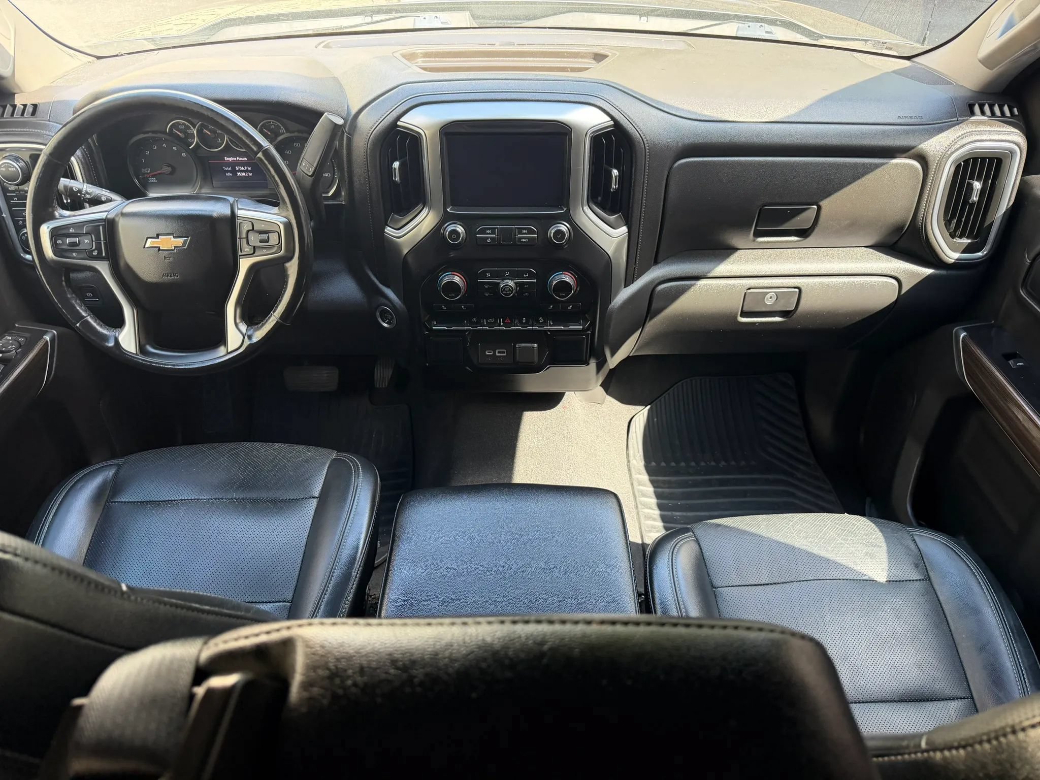 Used 2020 Chevrolet Silverado 1500 LT w/ Texas Edition AWD/4WD image 13