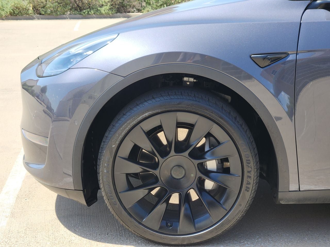 Used 2020 Tesla Model Y Long Range AWD/4WD image 5