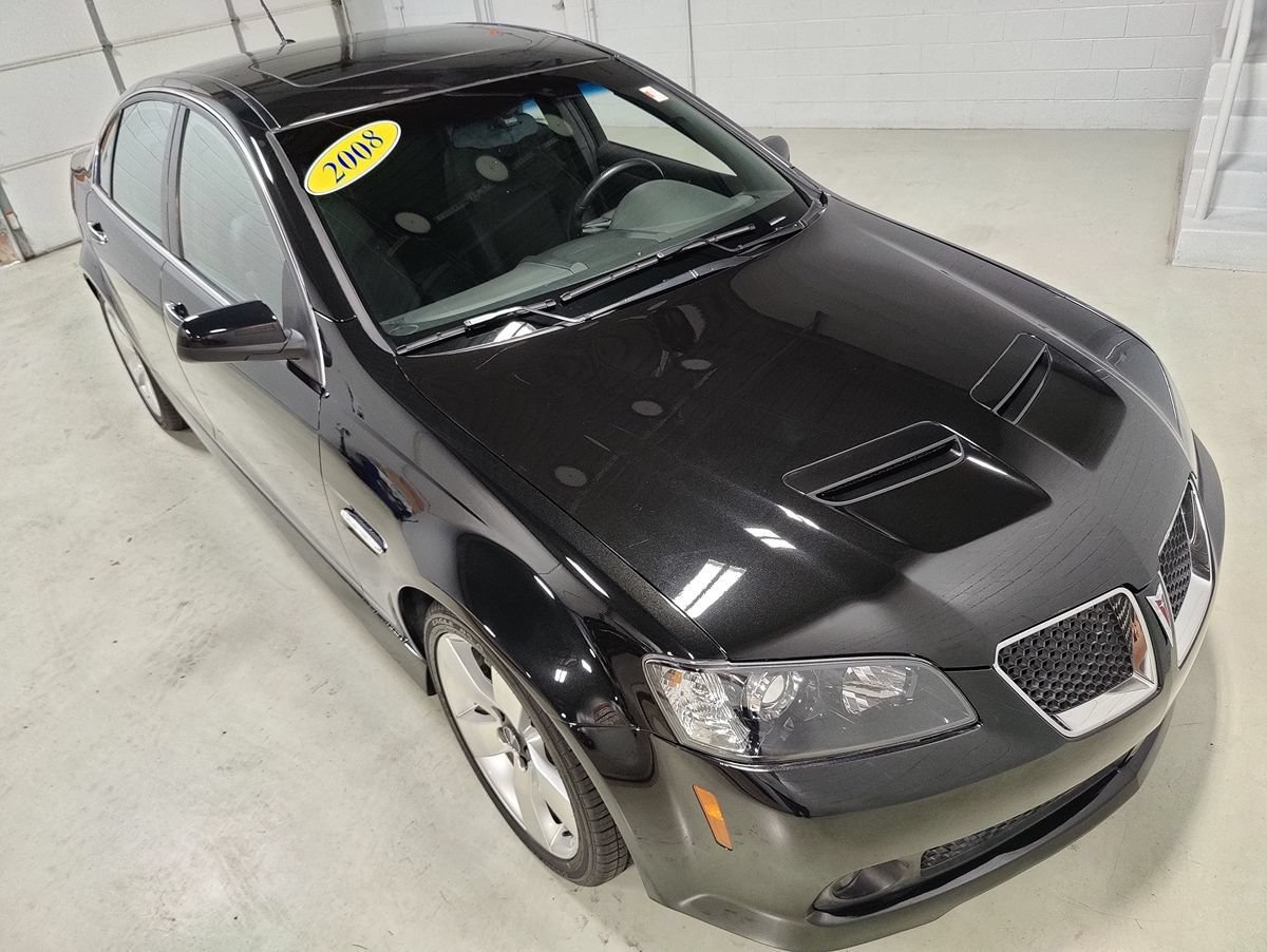 Used 2008 Pontiac G8 GT w/ Premium Package RWD image 2