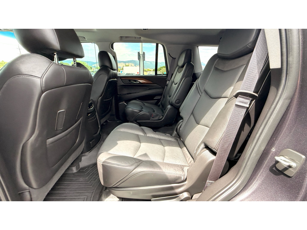 Used 2016 Cadillac Escalade Premium AWD/4WD image 36