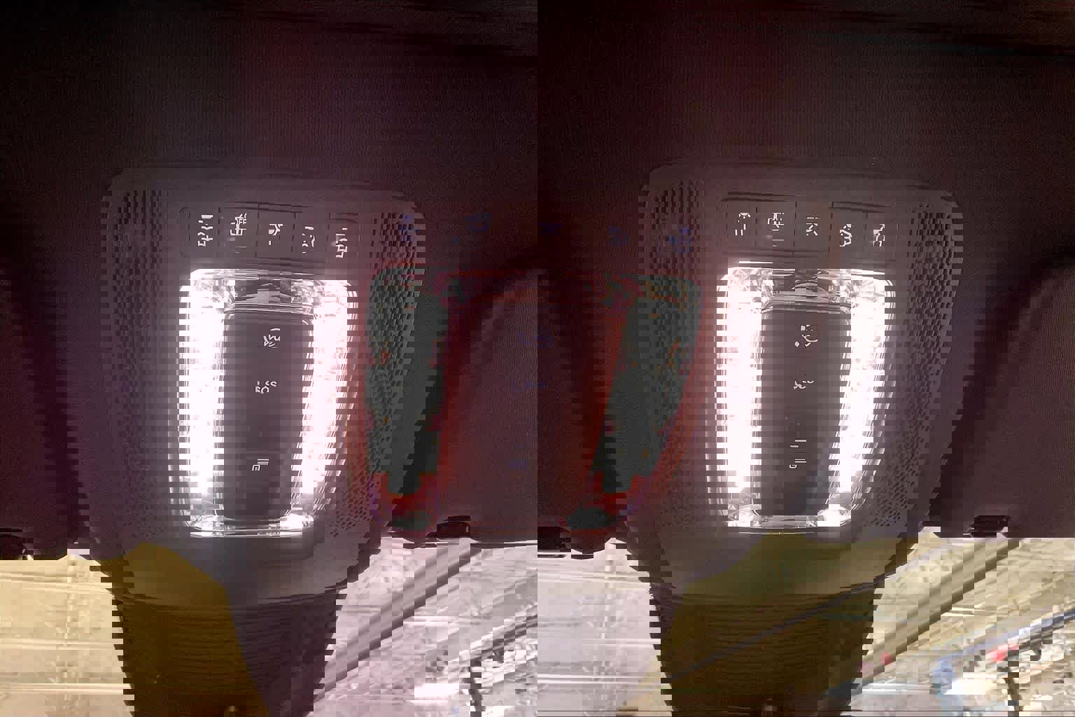 Used 2024 Mercedes-Benz GLE 350 4MATIC image 35