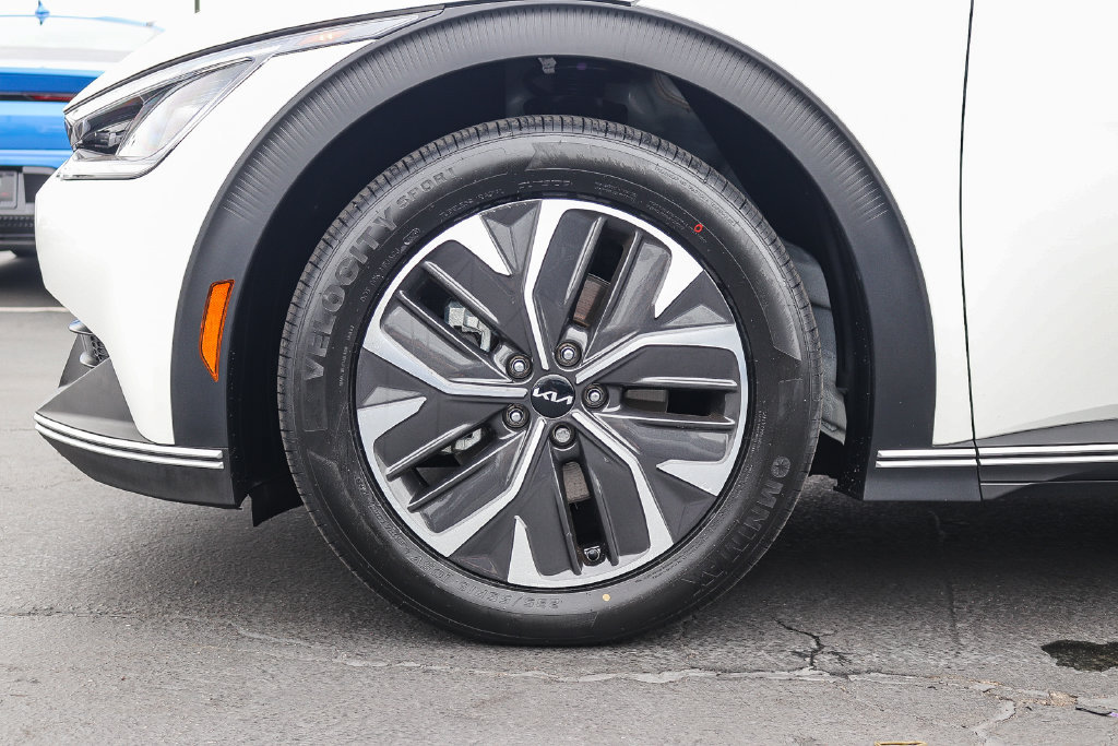 Used 2024 Kia EV6 Light RWD image 10