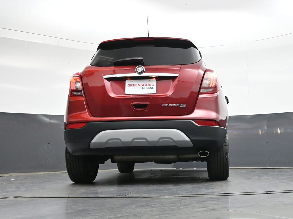 Used 2021 Buick Encore Preferred w/ Safety Package image 38