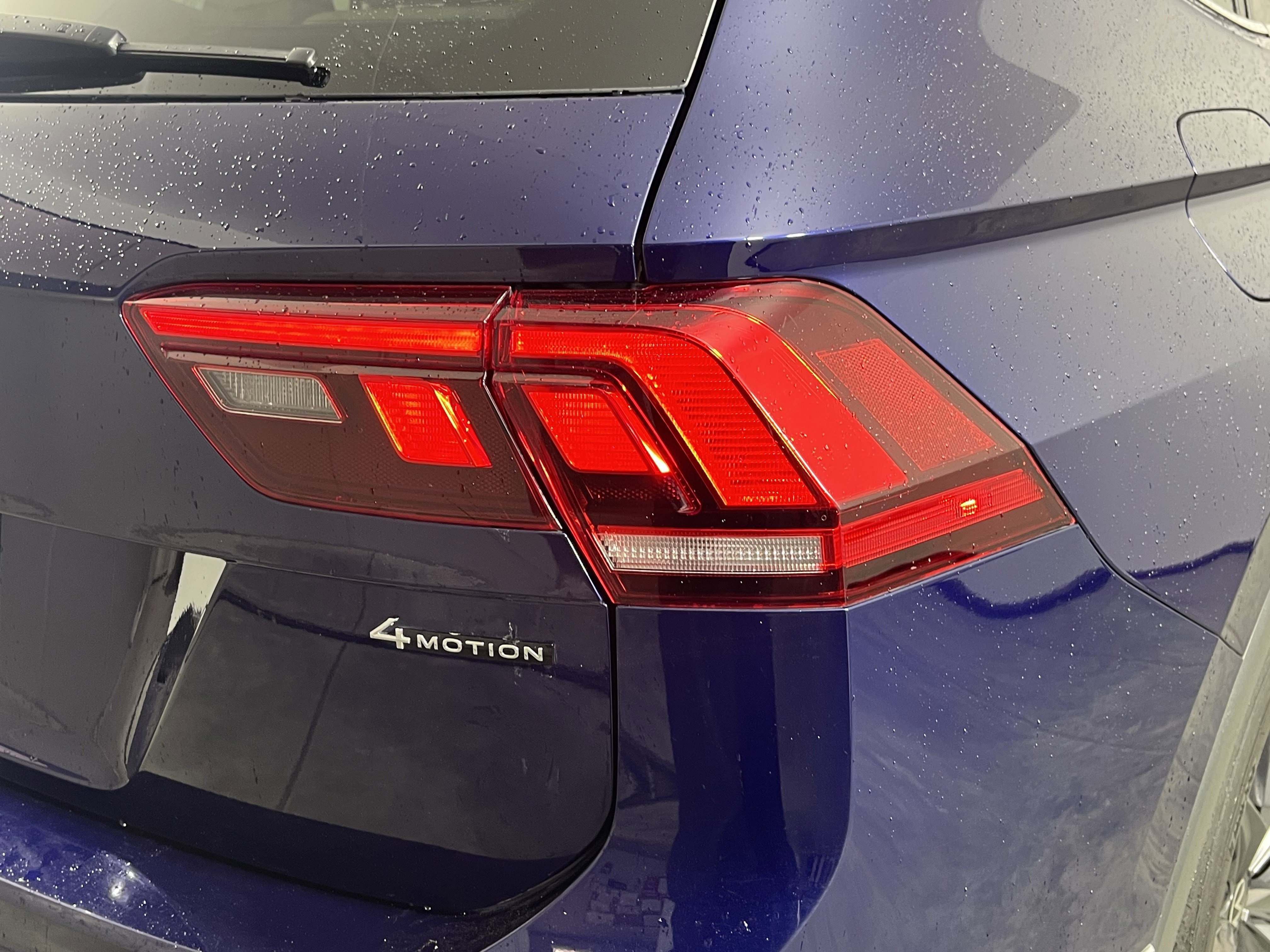 Certified 2022 Volkswagen Tiguan SE w/ Panoramic Sunroof Package image 26