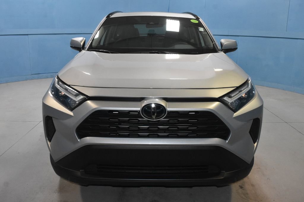 Used 2025 Toyota RAV4 XLE w/ Convenience Package image 24