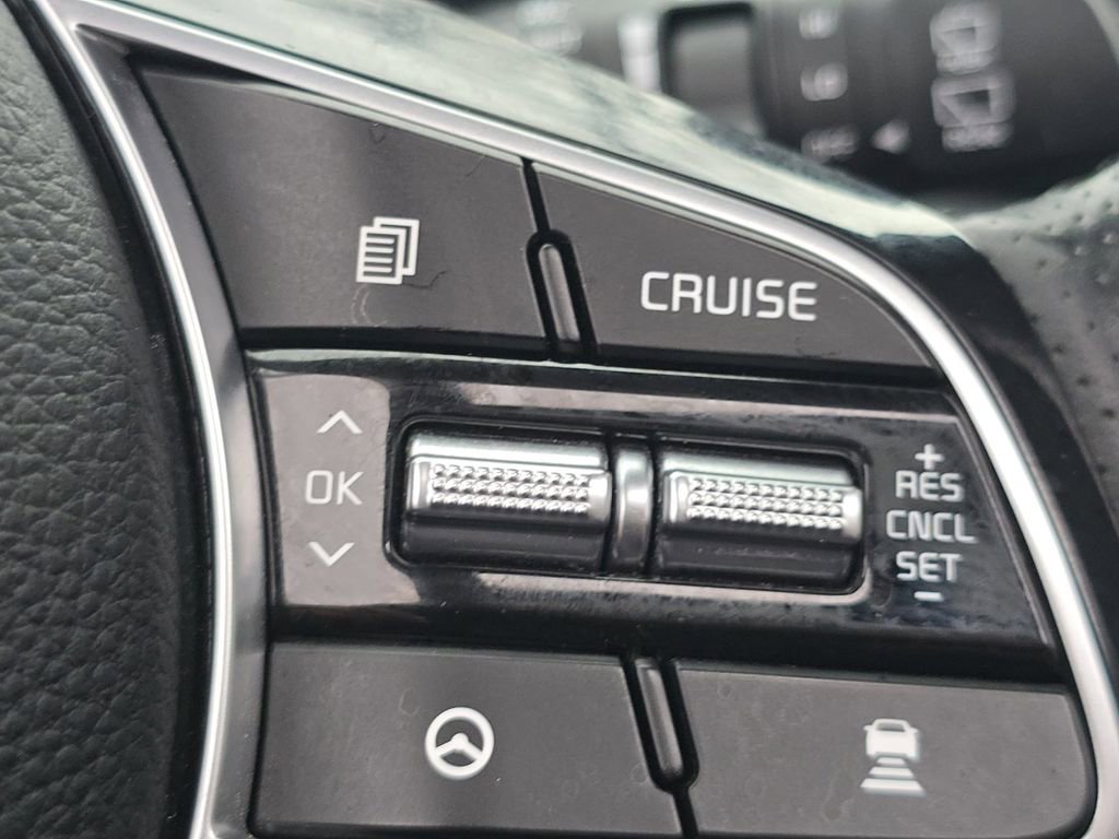 Used 2022 Kia Seltos SX w/ Sunroof Package image 35