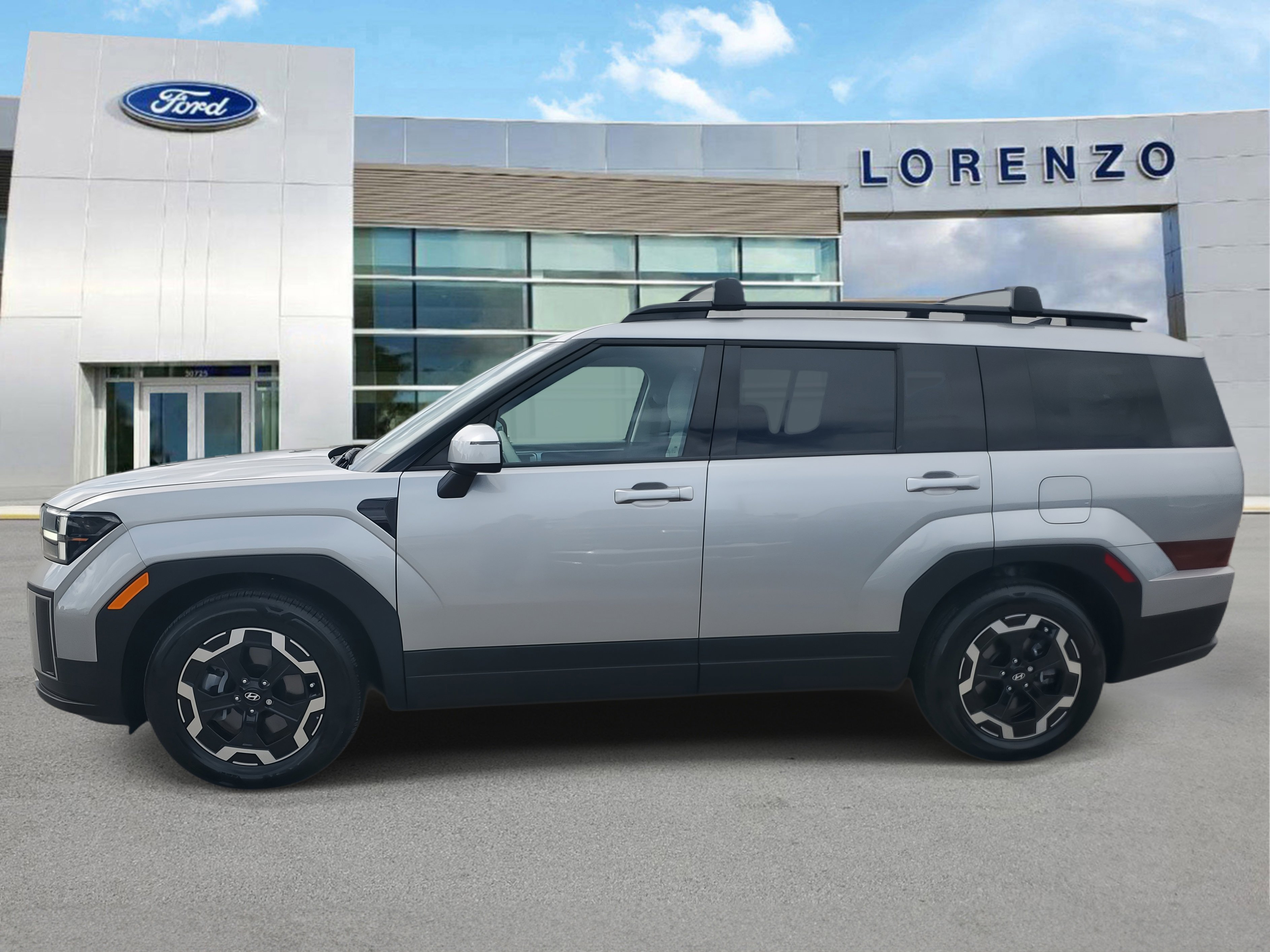 Used 2025 Hyundai Santa Fe SEL image 8