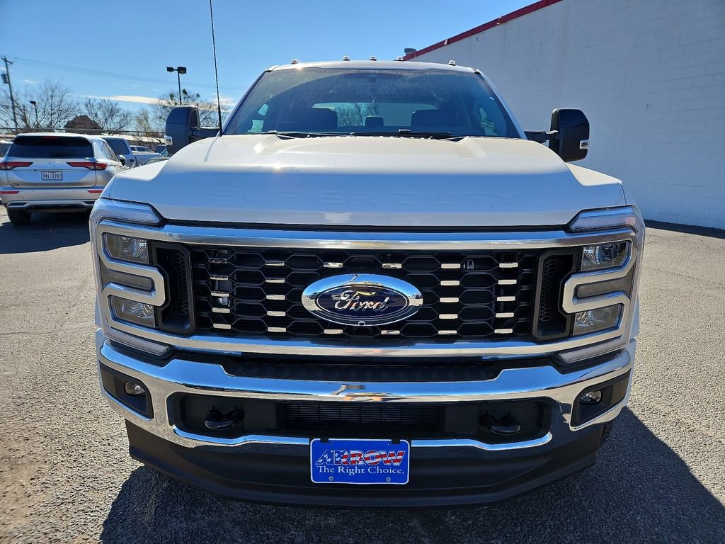 New 2026 Ford F450 Lariat w/ FX4 Off-Road Package image 3