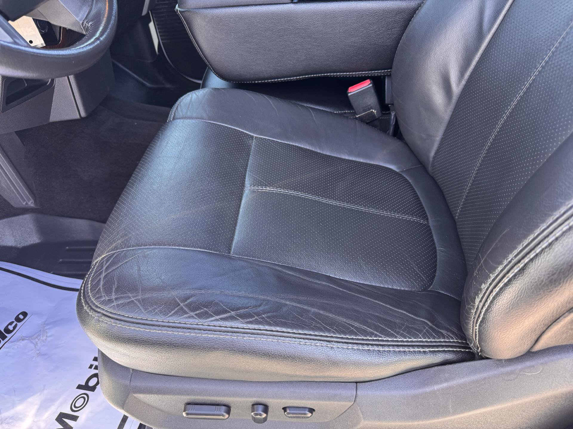 Used 2013 Ford F350 Lariat w/ Lariat Ultimate Pkg AWD/4WD image 11