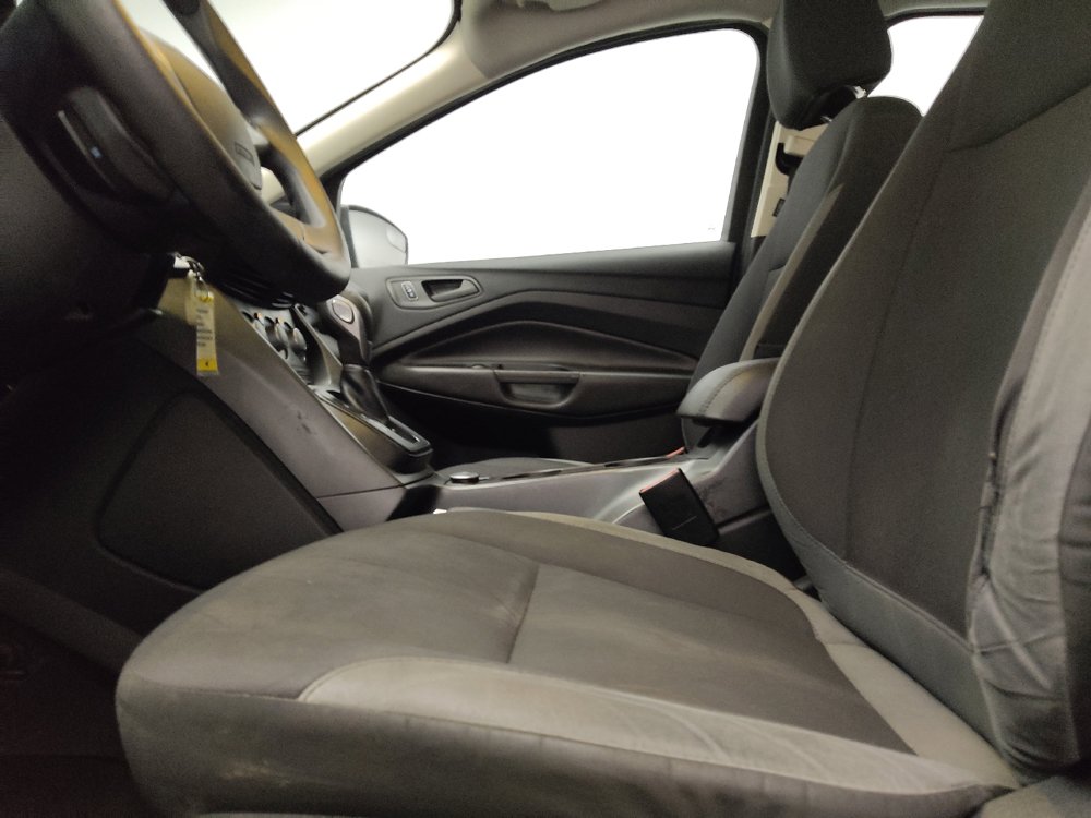 Used 2016 Ford Escape S FWD image 17