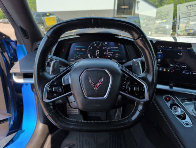 Used 2022 Chevrolet Corvette Stingray Preferred Conv w/ Z51 Performance Package RWD image 17