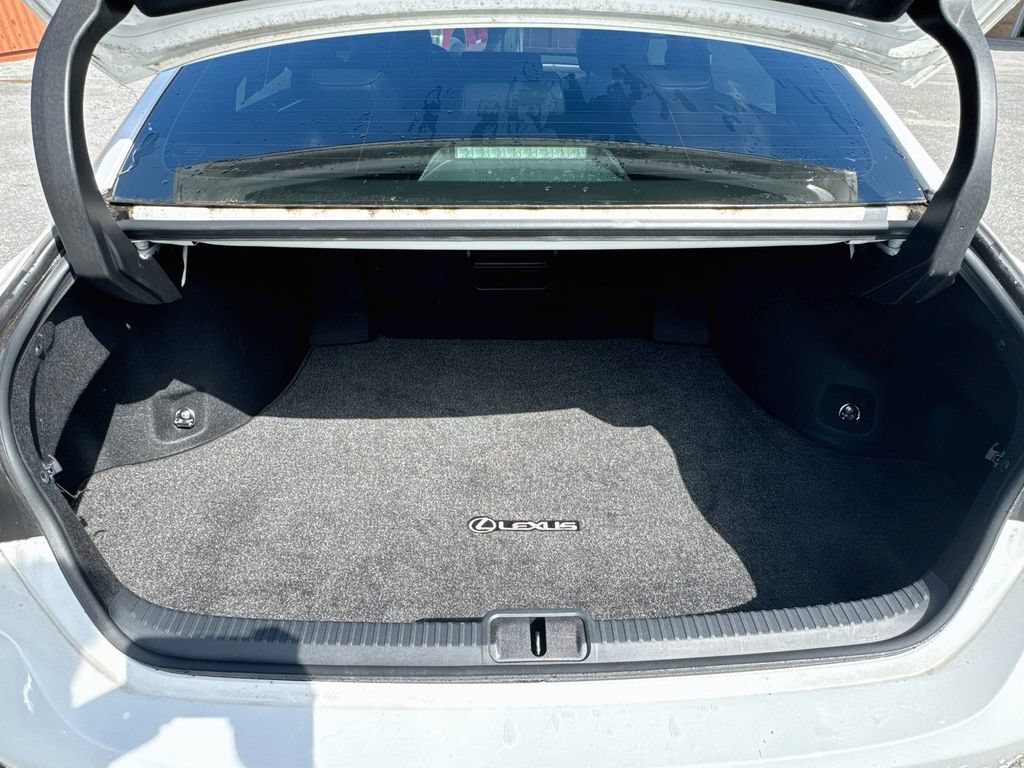 Used 2023 Lexus ES 300h F Sport w/ Accessory Package (Z1) FWD image 26