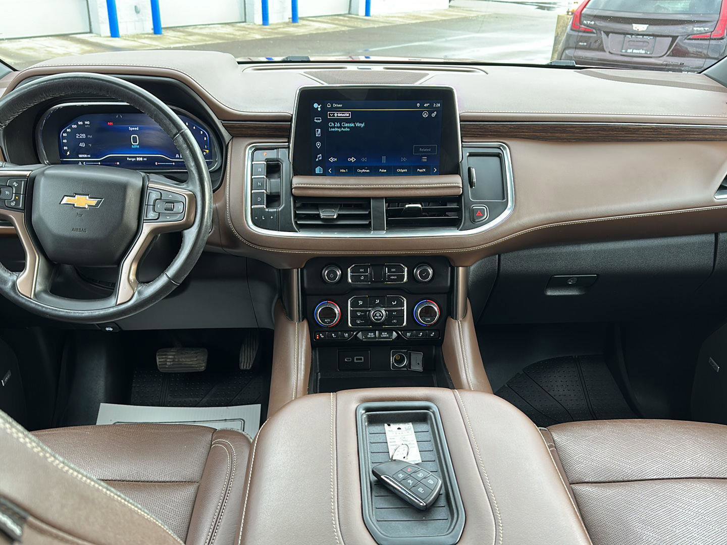 Used 2022 Chevrolet Suburban High Country image 23