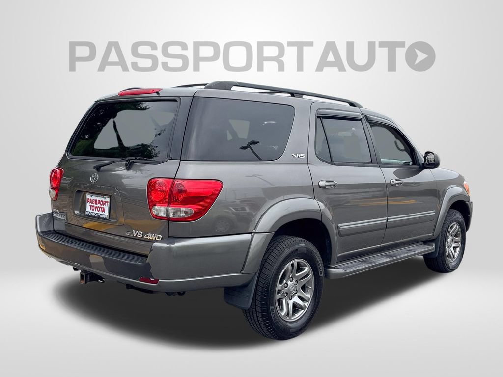 Used 2006 Toyota Sequoia SR5 AWD/4WD image 7