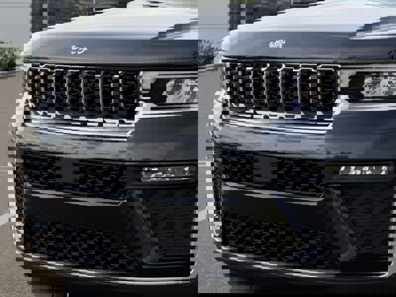 New 2026 Jeep Grand Cherokee Limited image 11