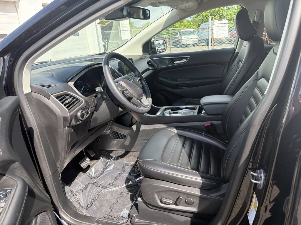 Used 2024 Ford Edge SEL w/ Convenience Package AWD/4WD image 11
