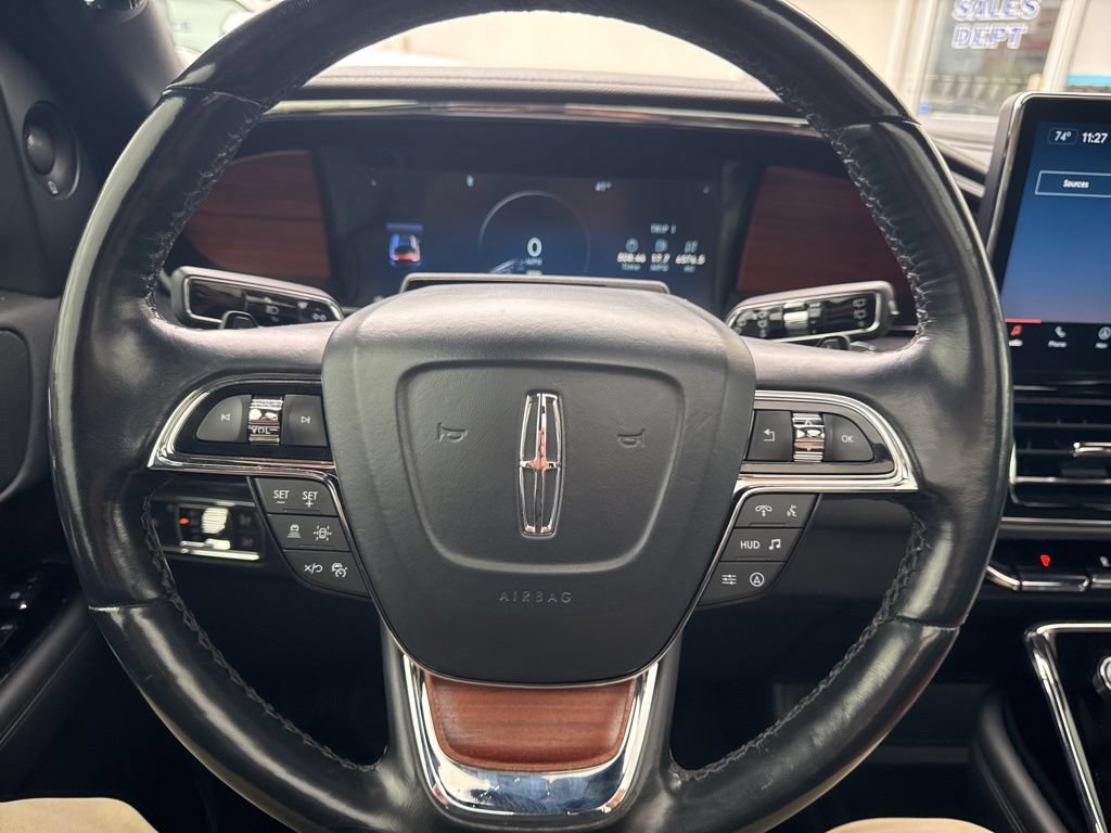Used 2022 Lincoln Navigator Reserve AWD/4WD image 20