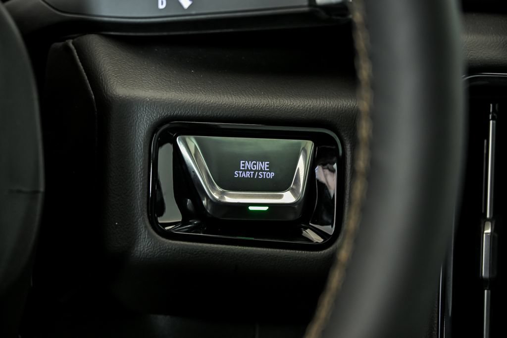 New 2026 GMC Yukon AT4 w/ AT4 Premium Package AWD/4WD image 15