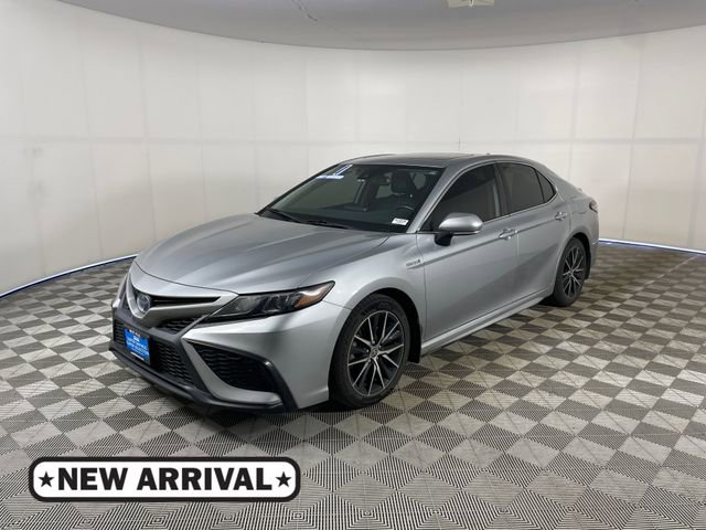 Used 2021 Toyota Camry SE w/ Audio Upgrade Package FWD image 1
