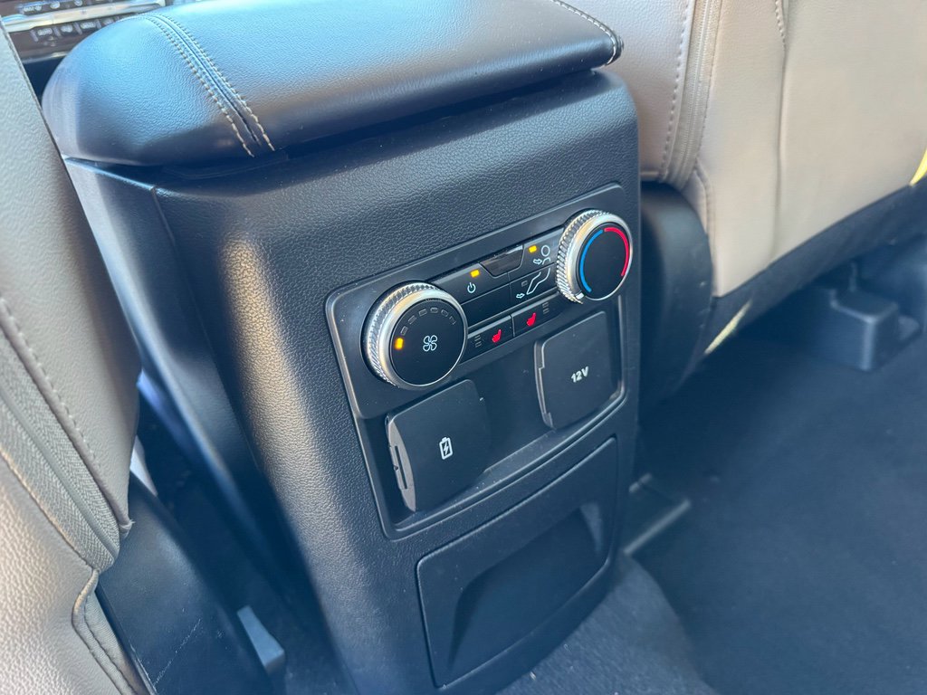 Used 2024 Ford Explorer Limited image 14