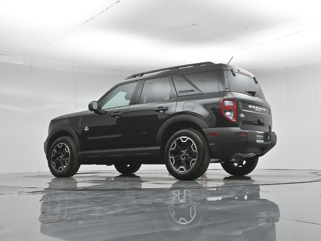 New 2026 Ford Bronco Sport Outer Banks w/ Outer Banks Tech Package+ AWD/4WD image 50