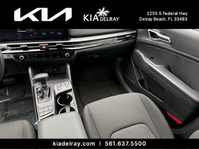Used 2026 Kia Sportage LX FWD image 13