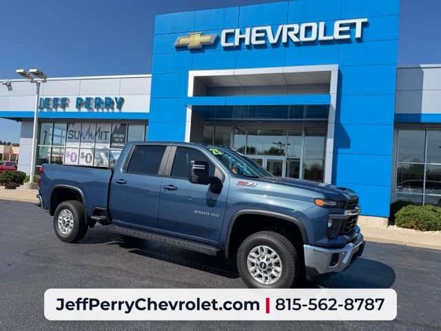 Used 2025 Chevrolet Silverado 2500 LT w/ Safety Package AWD/4WD image 1