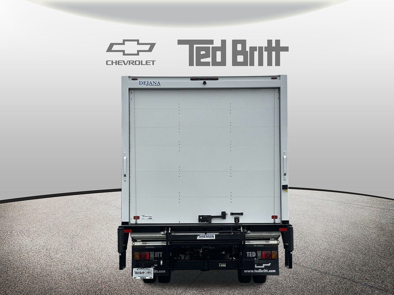 New 2024 Chevrolet Low Cab Forward 5500XG RWD image 3