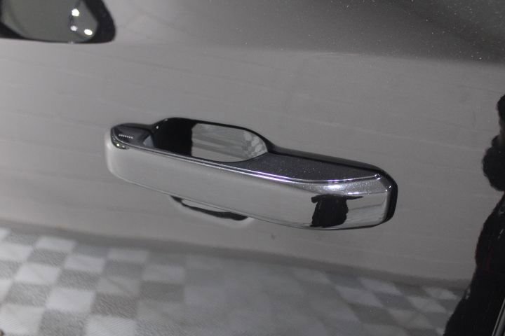 Used 2022 Jeep Grand Wagoneer Series III image 14