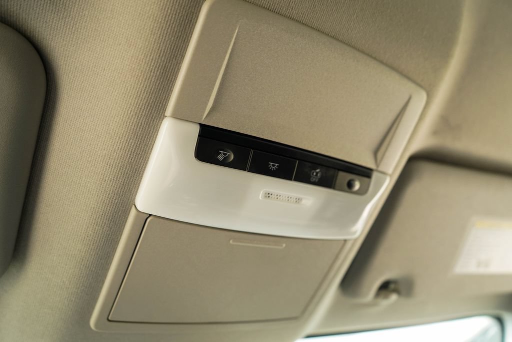 Used 2025 Nissan Sentra S w/ Lighting Package FWD image 12