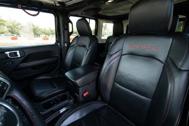 Used 2018 Jeep Wrangler Unlimited Rubicon w/ Dual Top Group image 24