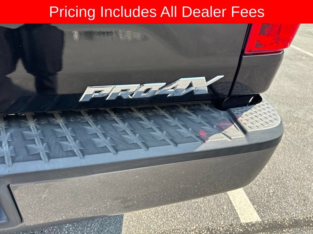 Used 2017 Nissan Titan PRO-4X AWD/4WD image 7