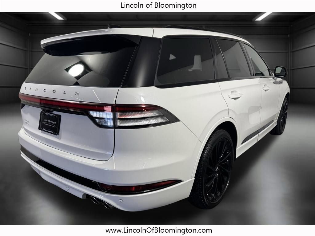 Used 2025 Lincoln Aviator Reserve w/ Equipment Group 201A AWD/4WD image 8