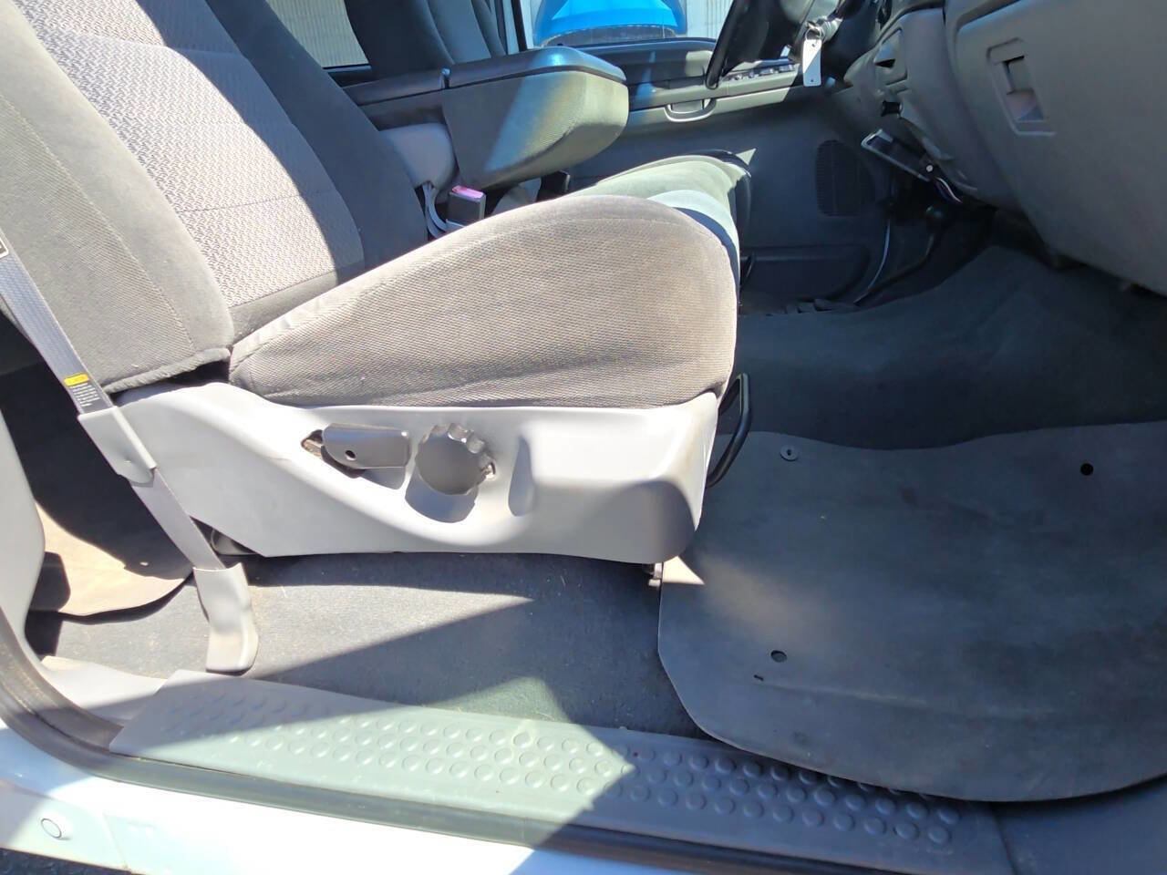 Used 2003 Ford F250 XLT image 27