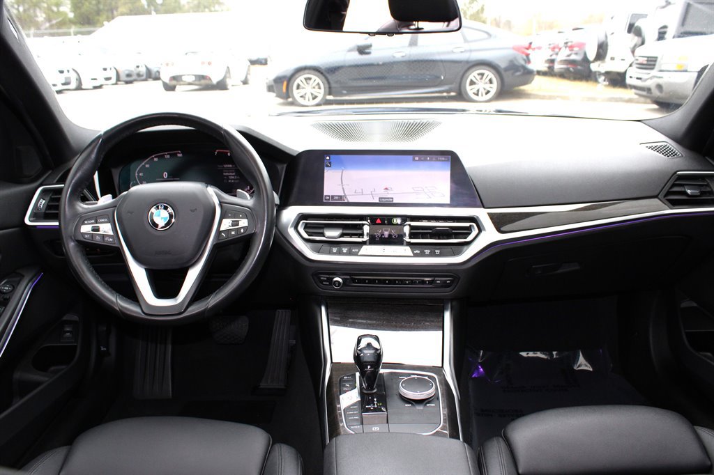 Used 2020 BMW 330i Sedan w/ Convenience Package RWD image 11