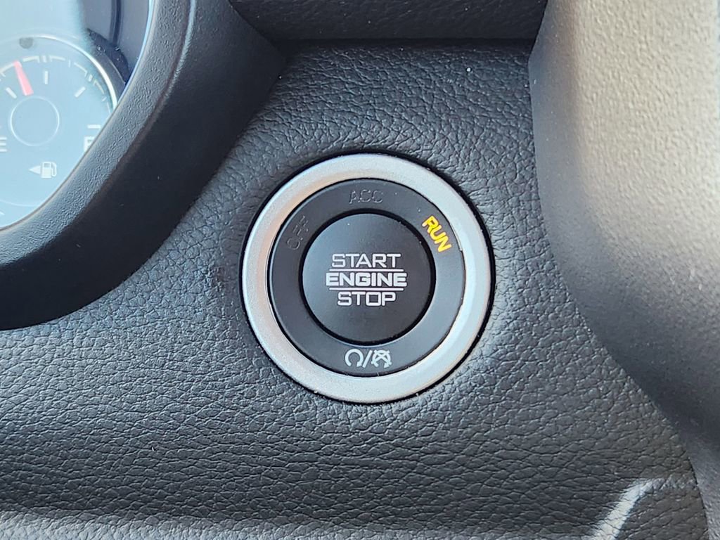 Used 2024 RAM 1500 Laramie image 23