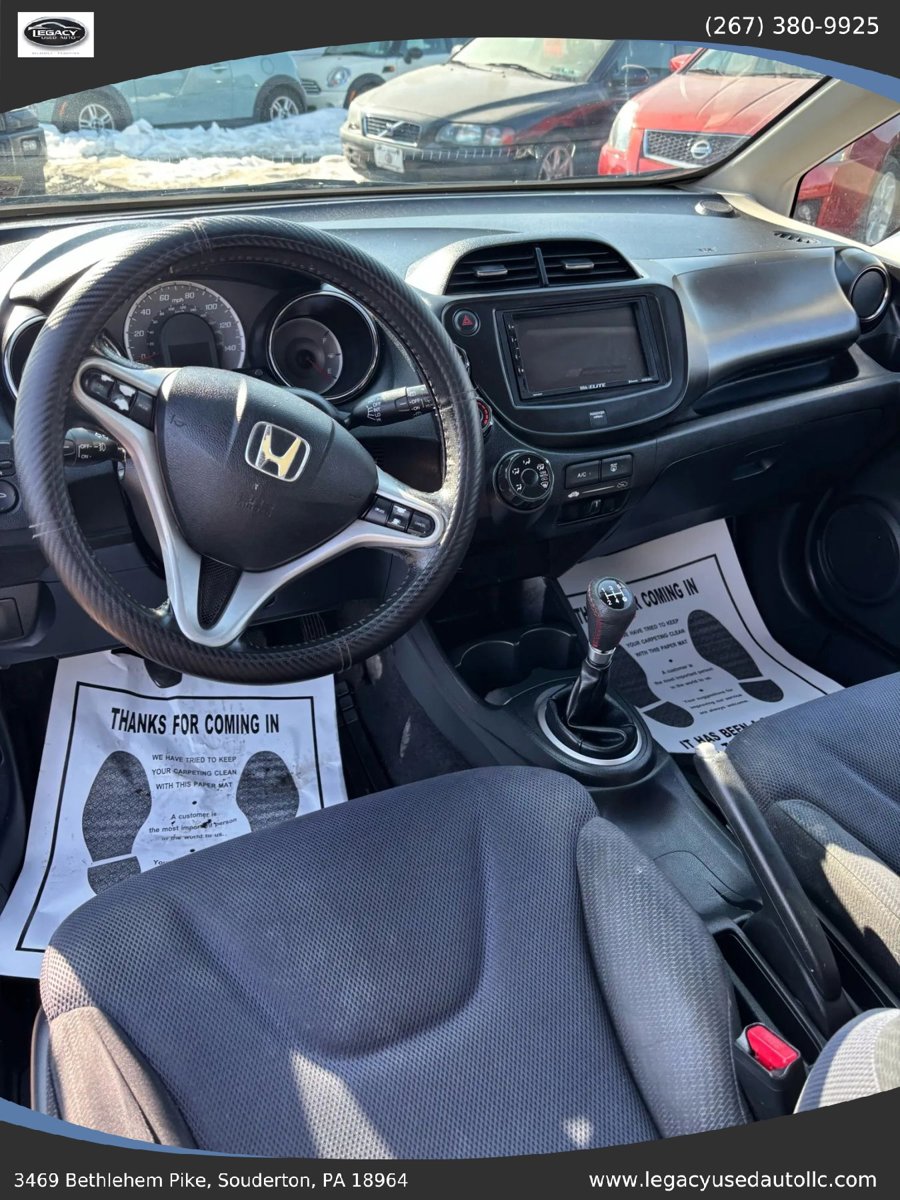 Used 2012 Honda Fit Sport image 29
